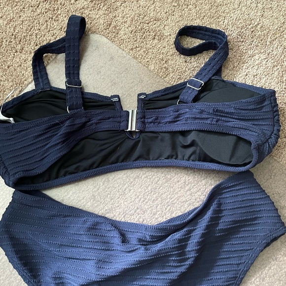 Navy textured bikini - Picture 4 of 5